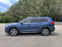 // ACCIDENT FREE!! // This 2019 Subaru Ascent Limited is a spacious used SUV built for busy family l... (image 9)