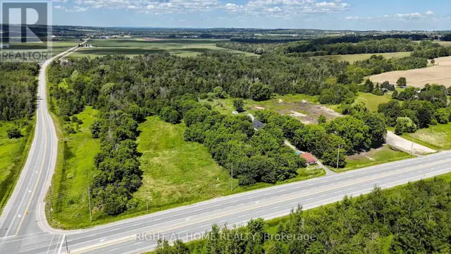 2884 COUNTY RD 89 Innisfil, Ontario in Houses for Sale in Barrie - Image 4