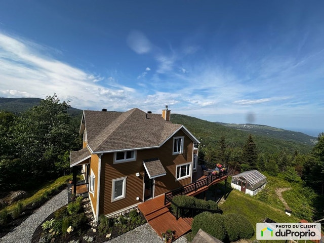 $819,000 - 2 Storey for sale in Les Eboulements — photo 1