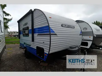 Sunset Park RV Sun Lite 16BH travel trailer highlights: Front Bed Booth Dinette Private Shower and T...