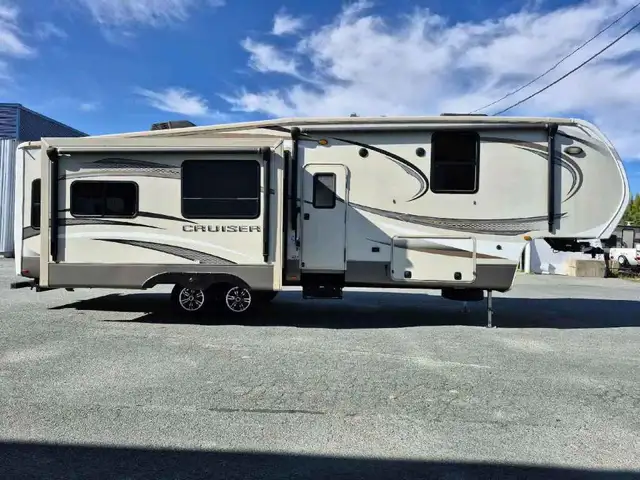 2016 Cruiser RV Crossroads 315RL in Travel Trailers & Campers in Thetford Mines - Image 6