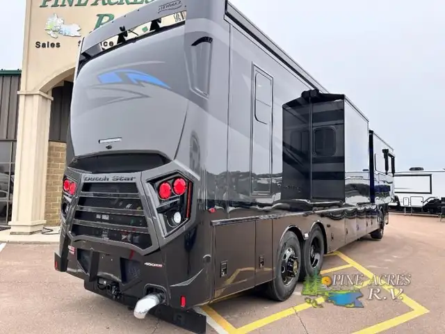 2025 Newmar Dutch Star 4369 Black Out Package in RVs & Motorhomes in Moncton - Image 7