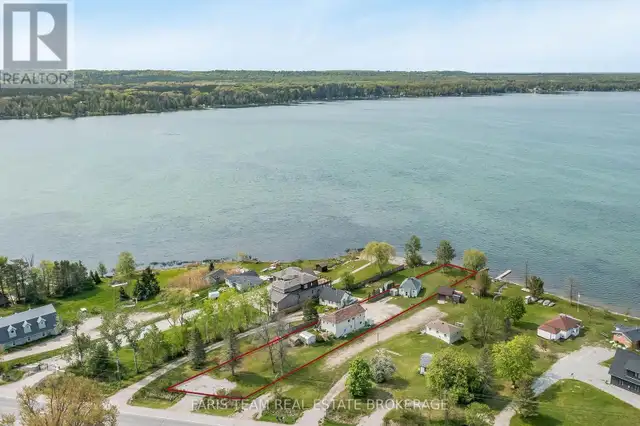 5632 PENETANGUISHENE ROAD Springwater (Elmvale), Ontario in Houses for Sale in Oakville / Halton Region - Image 3