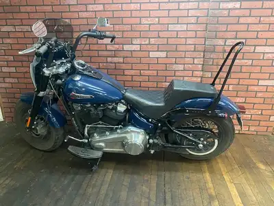 BIKE IS IN EXCELLANT CONDITION WITH LOW K's HAS VANCE HINES EXHAUST AND SADDLEMAN SEAT WITH SEAT RAI...