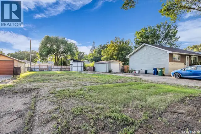 1713 D AVENUE N Saskatoon, Saskatchewan in Land for Sale in Saskatoon - Image 8