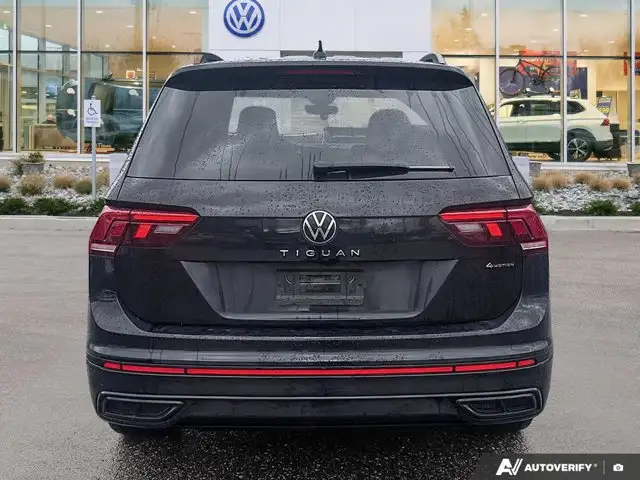 2024 Volkswagen Tiguan Comfortline R-Line Black Edition in Cars & Trucks in Abbotsford - Image 5