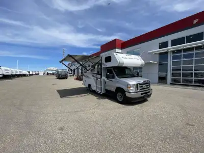 Embark on your next journey with the Adventurer 19RD Class C Motorhome. This gas-powered motorhome c...