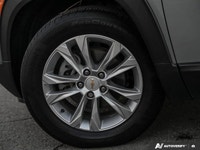 2023 Chevrolet Trailblazer LS. One Owner, No Accidents. Equipped with: All-wheel drive w/ Android Au... (image 8)