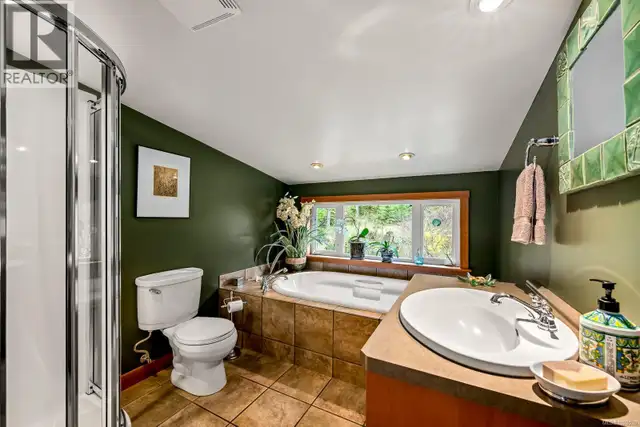 1590 Carrington Bay Rd Whaletown, British Columbia in Houses for Sale in Campbell River - Image 28