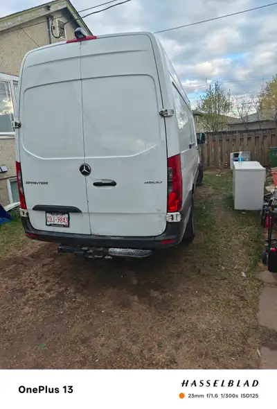 2019 Mercedes Sprinter 4500 170 High roof blind spot assist, side wind warning, and driver alert ass...