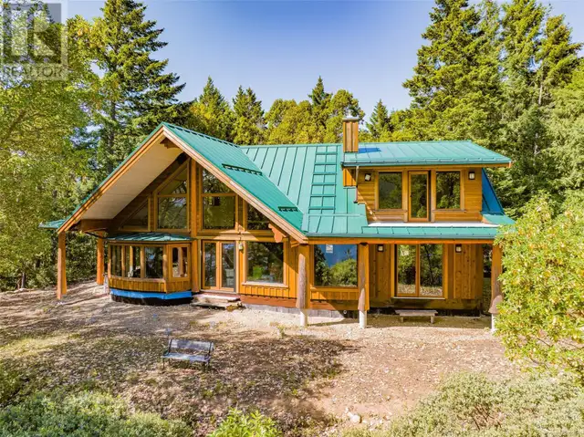 1100 Keith Rd Qualicum Beach, British Columbia in Houses for Sale in Parksville / Qualicum Beach - Image 15