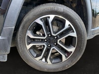 This Jeep Compass has a dependable Regular Unleaded I-4 2.4 L/144 engine powering this Automatic tra... (image 6)