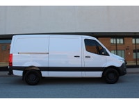 2019 MERCEDES SPRINTER 2500 -- 144 - LOW ROOF!!! 3.0L V6 DIESEL ENGINE !!! 2 SEATER !!! -- ONLY 231,... (image 9)