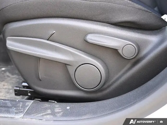 2025 Jeep Compass Sport 4x4 Nav Capable Heated Seats in Cars & Trucks in St. Albert - Image 28