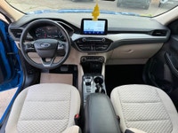 **CARS TRUCKS SUV 4X4 VAN AWD EDMONTON FINANCING AVAILABLE EASY FINANCING ** 2020 FORD ESCAPE SE 1 O... (image 8)