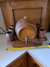 Wooden Keg and 6 Wood glasses