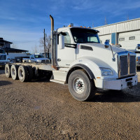 2017 Kenworth T880 Tri Drive C&C REDUCED PRICE BY 17,900