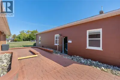 Discover the perfect location for your business in this bright and spacious commercial building offe...