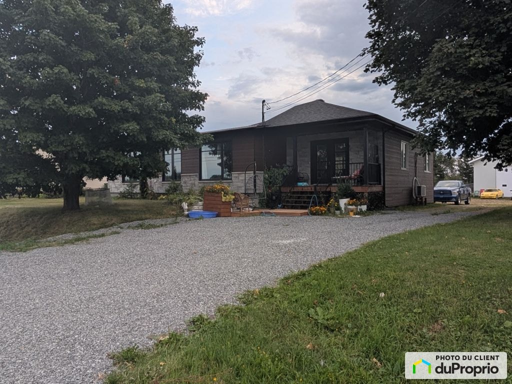 $450,000 - Bungalow for sale in St-Pierre-De-La-Riviere-Du-Sud — photo 3