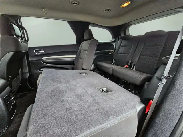 2018 Dodge Durango SXT AWD5610976337474560012