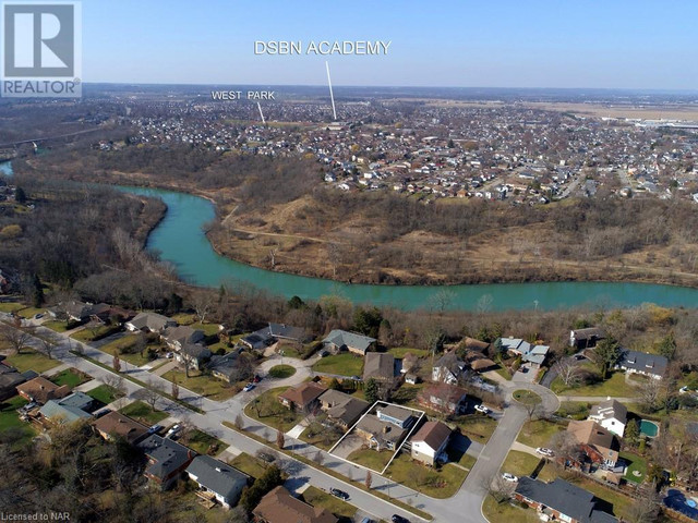 24 RIVERVIEW Boulevard St. Catharines, Ontario in Houses for Sale in St. Catharines - Image 3