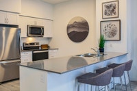 STUNNING APARTMENT RENTALS IN NORTH BARRIE! STEPS TO GEORGIAN MALL! LIMITED TIME OFFER: RECEIVE ONE... (image 2)