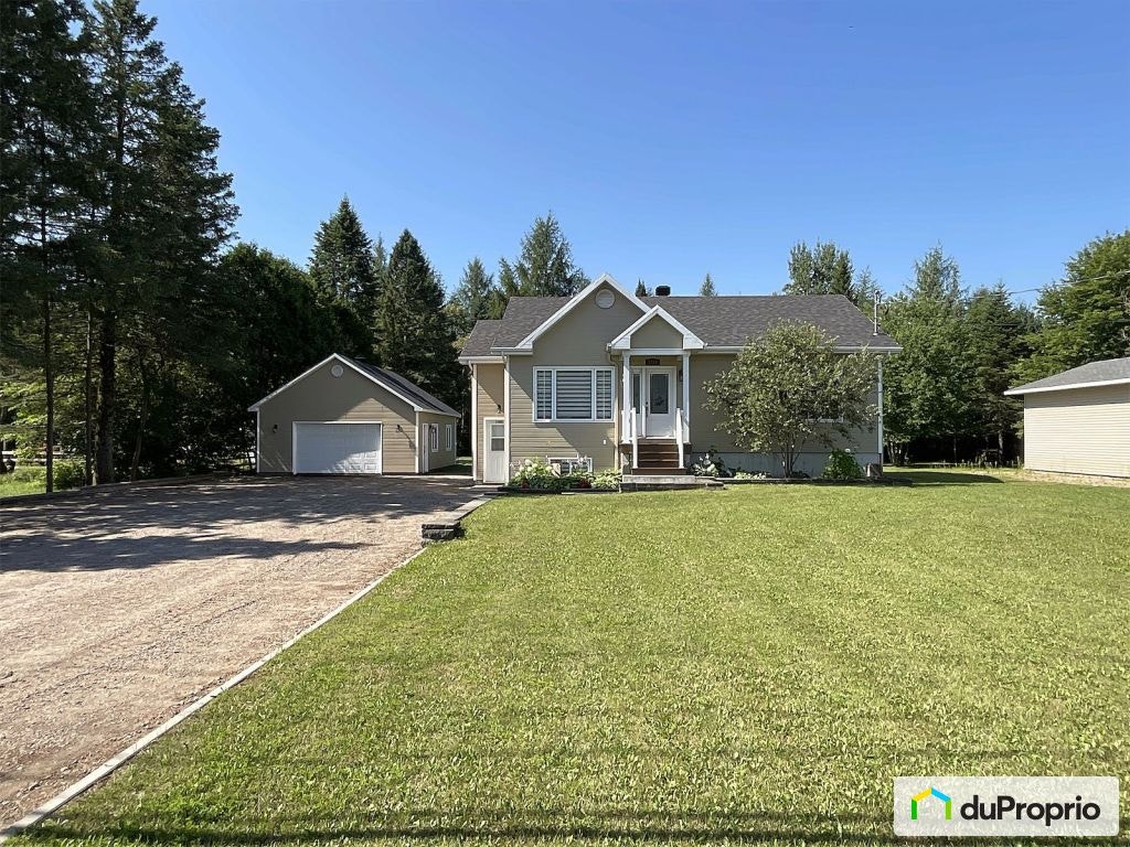 $629,000 - Duplex for sale in Ste-Catherine-de-la-JC — photo 1