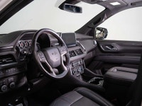 This 2021 Chevrolet Suburban RST is a local Ontario vehicle that combines full-size SUV capability w... (image 7)
