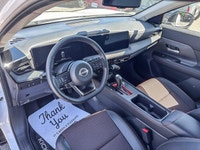 Navigate city streets and conquer daily commutes with ease and style in this exceptionally low-kilom... (image 9)