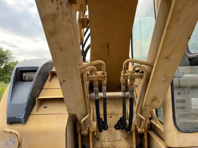 1999 Sumitomo SH135 U Excavator LOW Hours #7470 DP in Heavy Equipment in Edmonton - Image 50