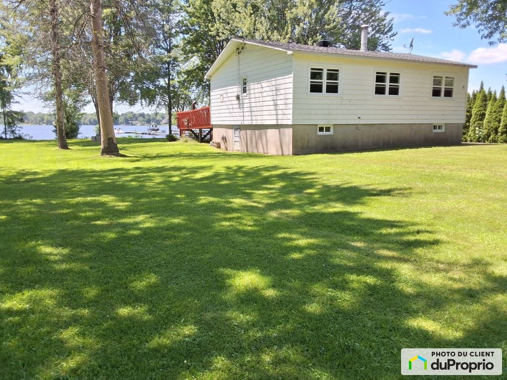 $449,000 - Bungalow for sale in St-Andre-D'Argenteuil — photo 3