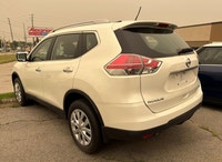 NO ACCIDENTS!! GOOD MILEAGE!! A/C, POWER WINDOWS/ LOCKS, AM/FM/CD, BLUETOOTH, WHEEL COVERS, CLOTH IN... (image 1)