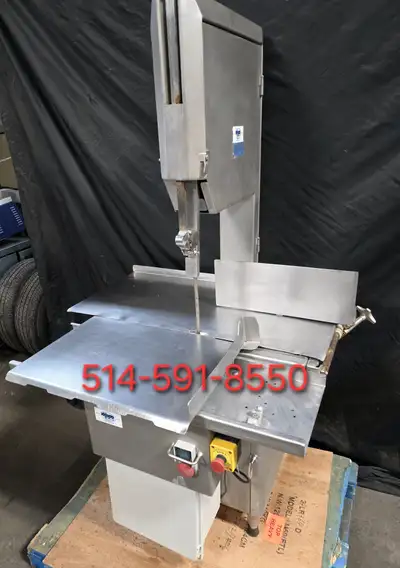 Biro butcher's meat band saw. You can come see it operation, it's in perfect working order. Delivery...