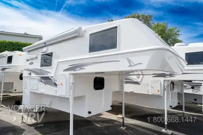 Located in Winfield, BC Call or Text 250-766-4607 Voyager RV Centre 1-800-668-1447 Greystokes Wood F...