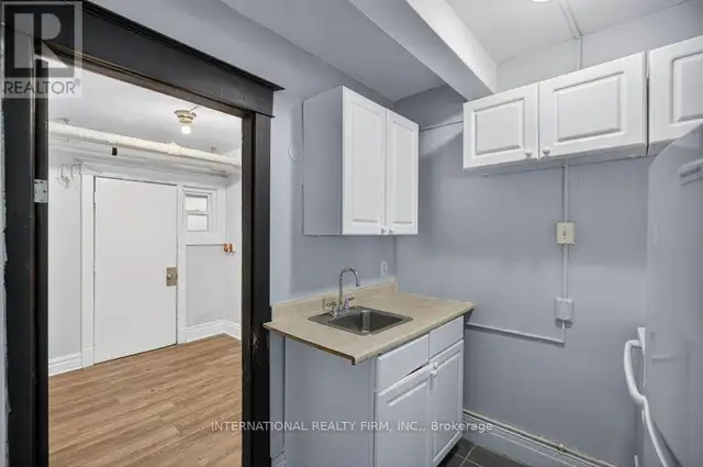 2 - 109 BALSAM AVENUE S Hamilton (Stipley), Ontario in Long Term Rentals in Hamilton - Image 11