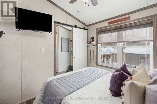 10 OAK STREET - 4449 MILBUROUGH LINE Burlington, Ontario in Houses for Sale in Oakville / Halton Region - Image 22