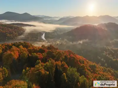Traduction automatique Une retraite panoramique en montagne avec des vues à couper le souffle Une op...