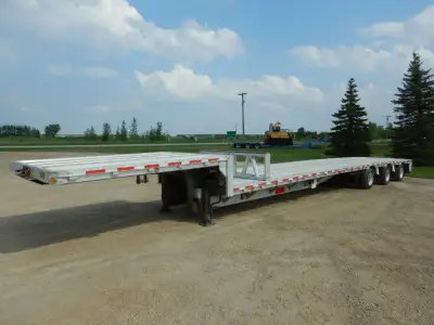 Here at Little League Equipment Sales Ltd, we have a large selection of Step Deck, Lowbed, and Flat...