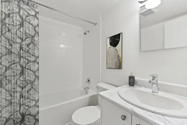 130 & 140 Lincoln Road - One Bedroom Apartment Apartment for Ren in Long Term Rentals in Kitchener / Waterloo - Image 8