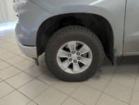 Built to handle hard work and daily driving with ease, this used 2025 Chevrolet Silverado 1500 LT de... (image 9)