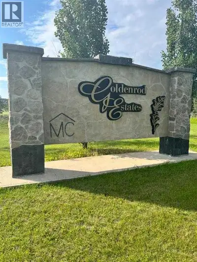 Consider this 3.08 acre lot in Goldenrod Estates for your dream home. Located just minutes from town...