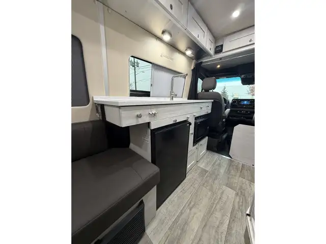 2023 Roadtrek SS Agile in RVs & Motorhomes in Windsor Region - Image 26