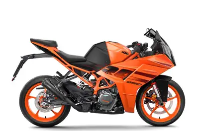 PRICE INCLUDES FREIGHT & PDI Engine Type: Single-Cylinder Displacement: 22.8 cu. in. (373 cc) Bore a...