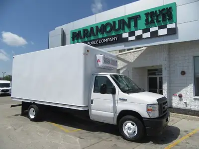 V8 GAS ENGINE, AUTO TRANS, A/C, POWER WINDOWS & LOCKS, TILT STEERING WHEEL WITH CRUISE CONTROL, POWE...