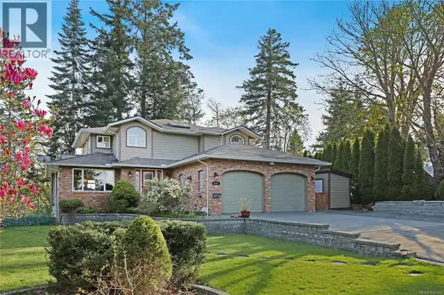 2371 Steelhead Rd Campbell River, British Columbia in Houses for Sale in Campbell River - Image 3
