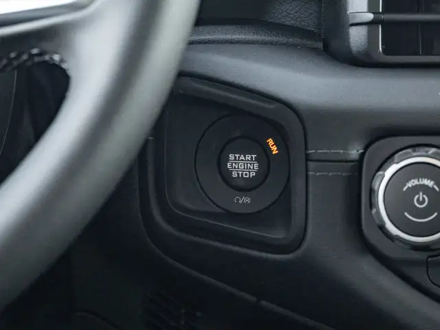 2026 Jeep Wrangler Sahara in Cars & Trucks in Barrie - Image 37