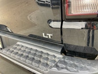 Used 2024 Chevrolet Colorado LT Crew Cab 4WD for Sale in Edmonton, AB | Low Mileage (17,000 km) | Bl... (image 9)