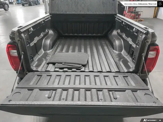 2023 GMC Canyon AT4 - Desert Sand Metallic - 11.3in Display- Jet in Cars & Trucks in Edmonton - Image 13