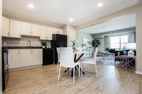 Broadstreet's Selkirk Meadows offers pet friendly 1-, 2-, and 3-bedroom apartments as well as 2 Bedr... (image 8)