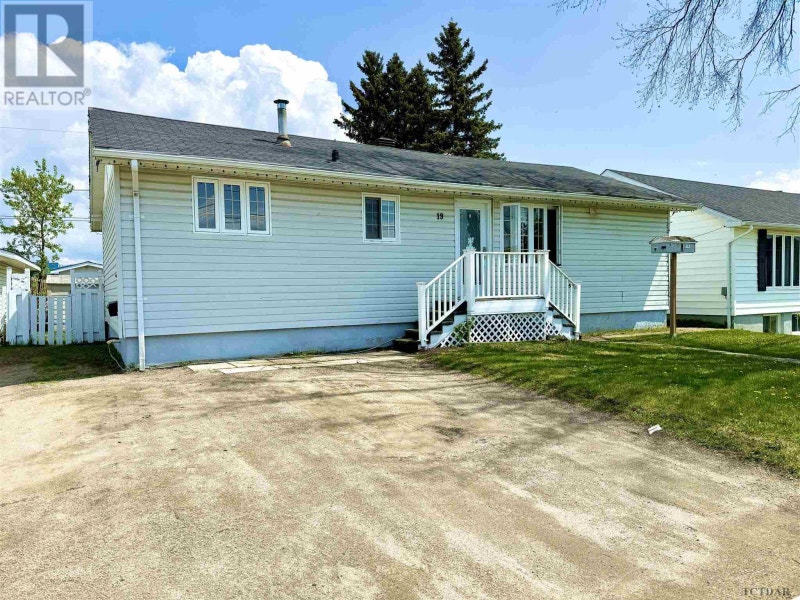 19 Balsam AVE Kapuskasing, Ontario Houses for Sale Kapuskasing Kijiji